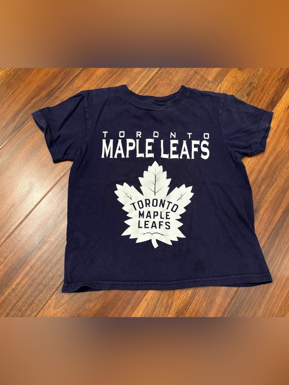 Toronto Maple Leafs navy short sleeve tee shirt